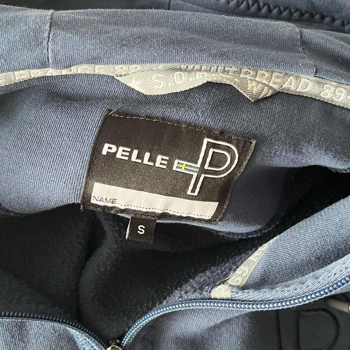 Blå hoodie från Pelle P - 3