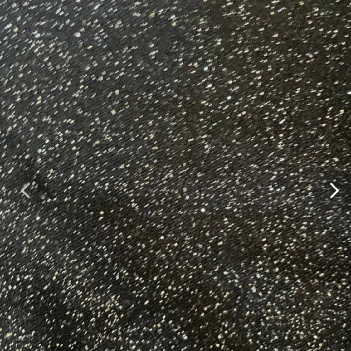 Svart glittrig ärmlös blus från Monki - 2