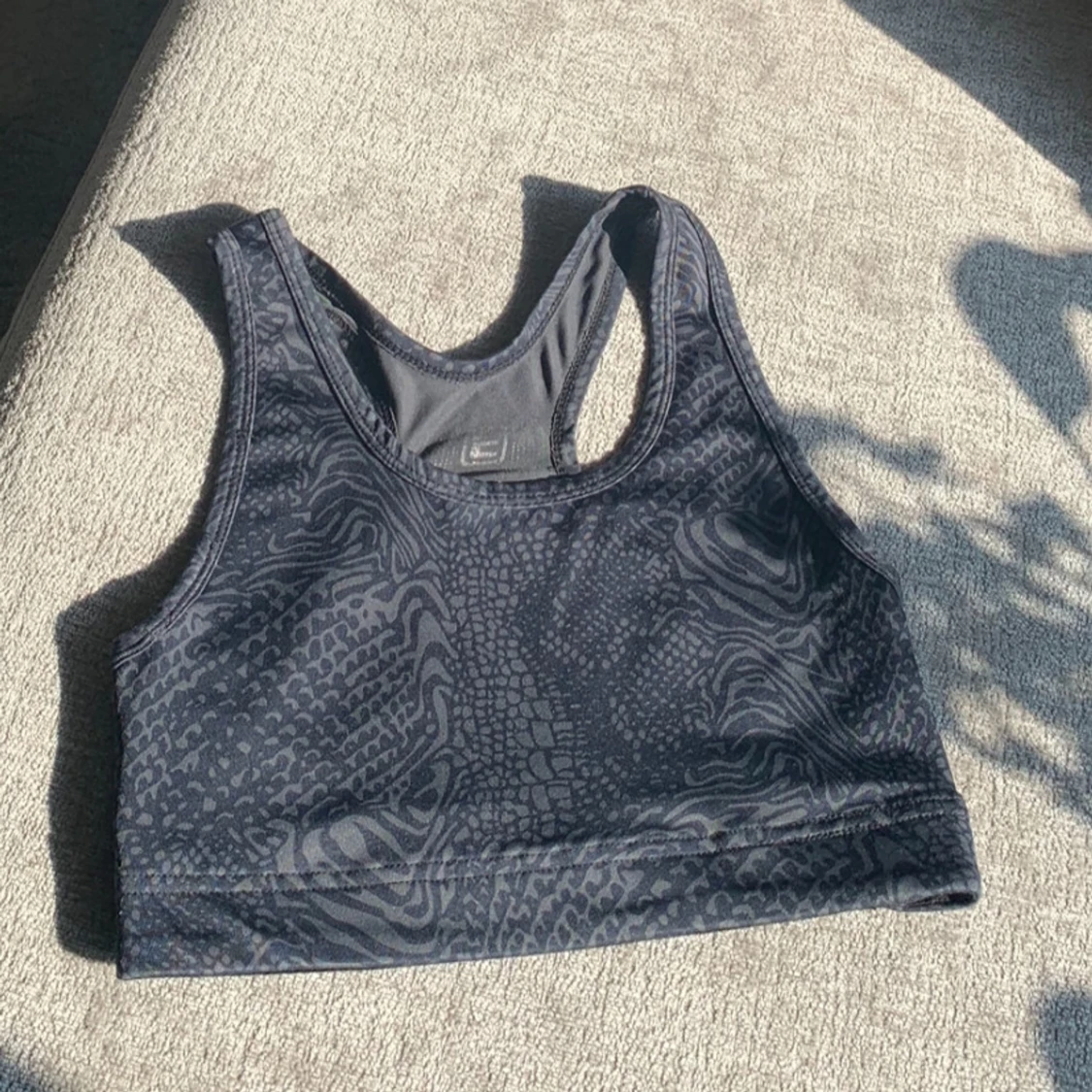 Svart sport-bh med djurmönster - 2