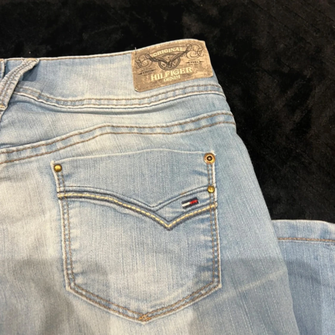 Snygga låga jeans  - 2