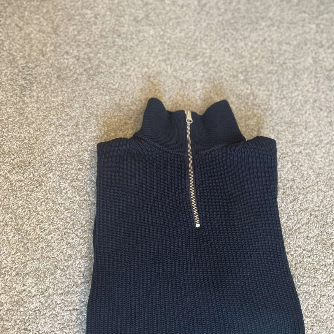 ZIP HOODIE - PRIS KAN DISKUTERAS! - 1