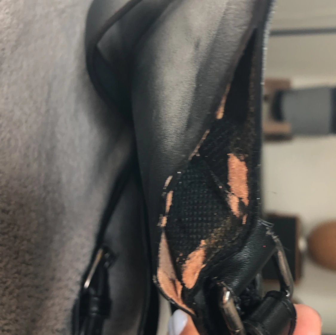 Svart handväska från lindex  - 2