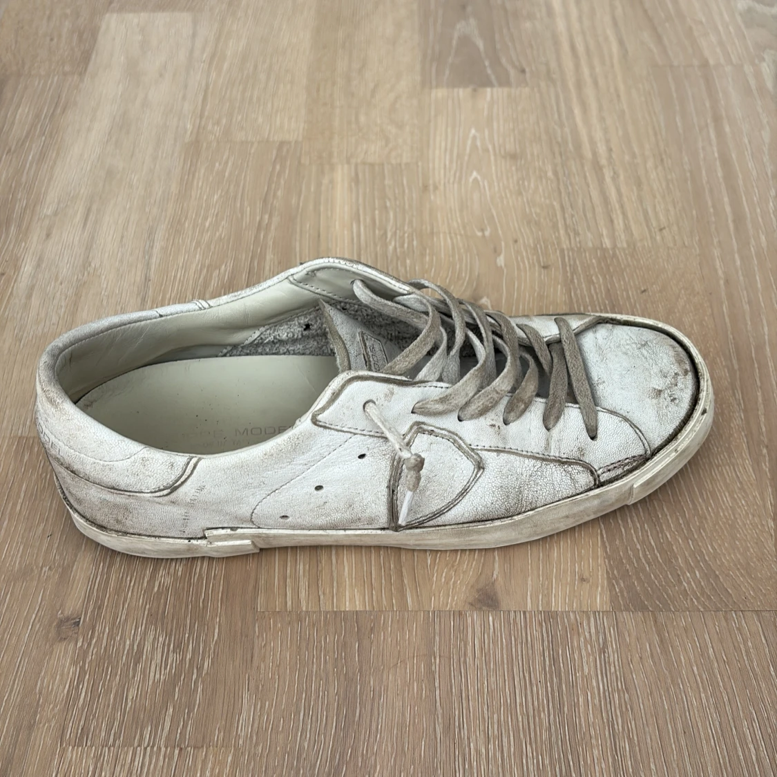 Philippe Model vita sneakers i skinn - 2