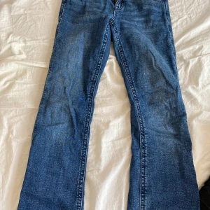 Gina tricot jeans - Lågmidjade jeans strl 164 från gina 