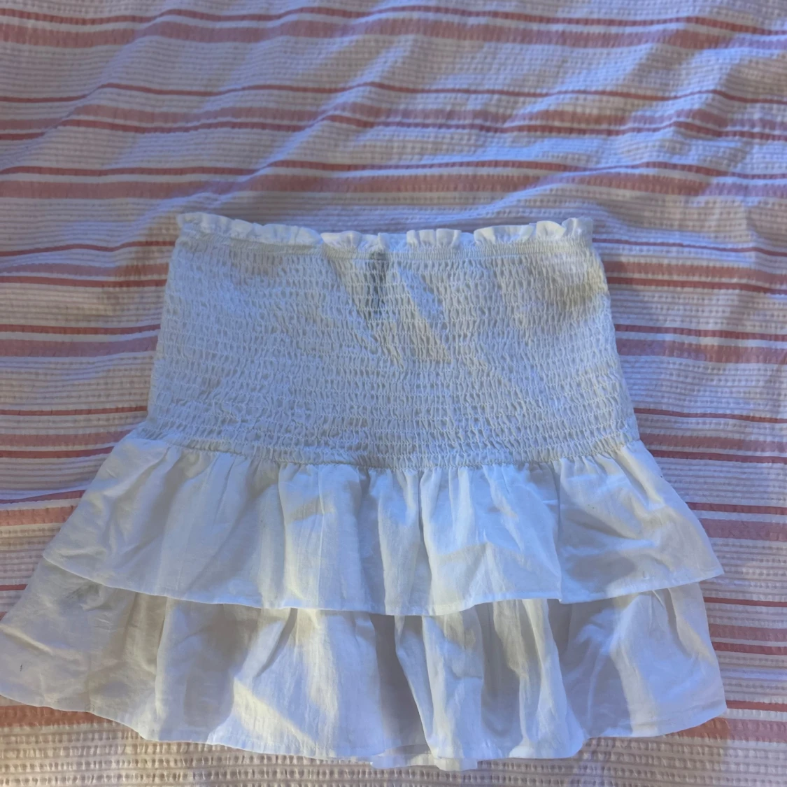 Vit volangkjol från H&M Divided - 1