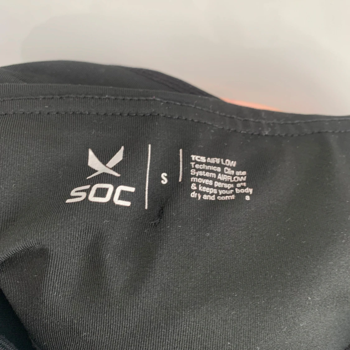 Svarta högmidjade träningsshorts SOC - 4