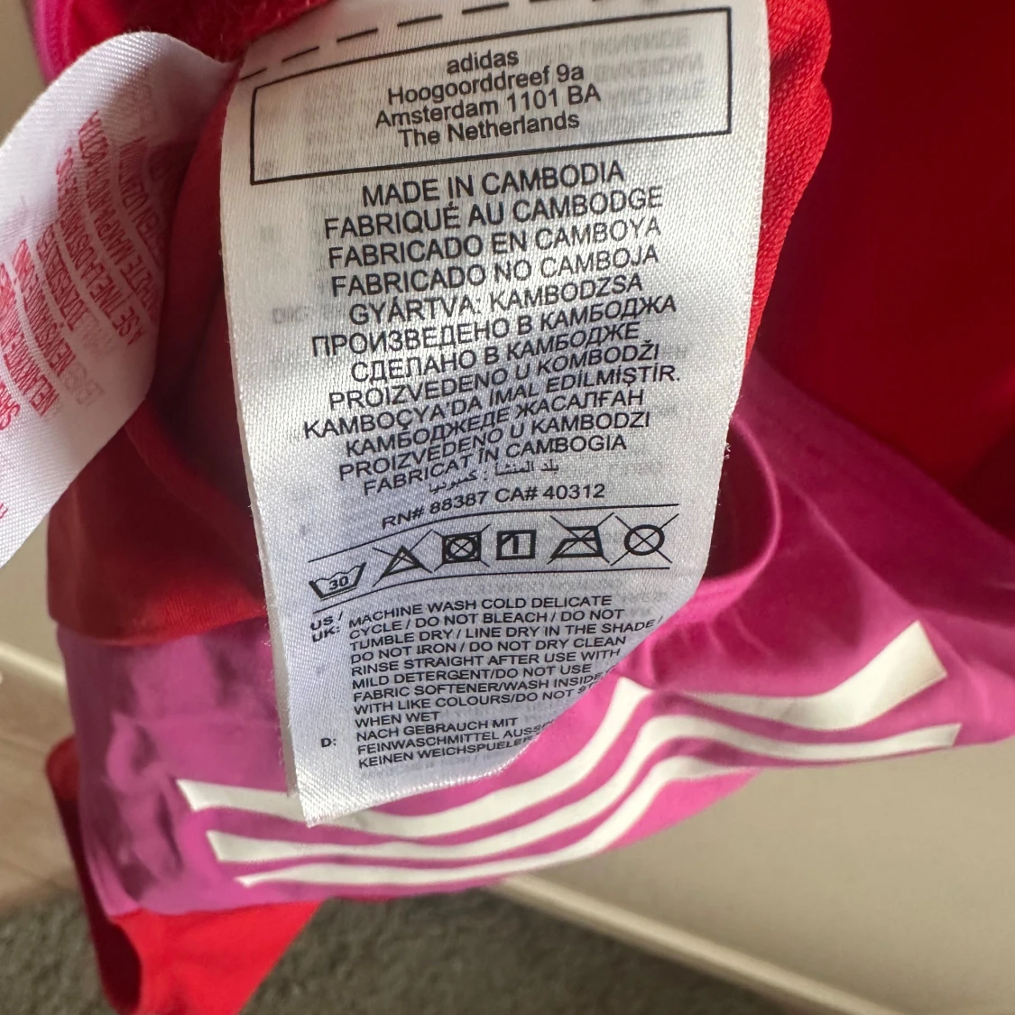 Röd baddräkt från Adidas, strl 152 - 3