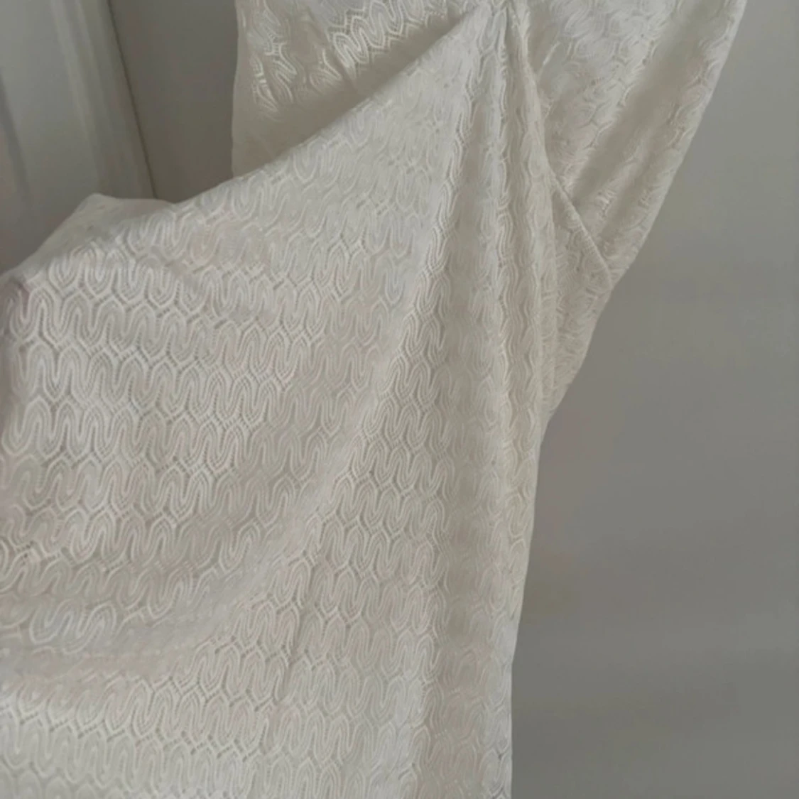 Vit spetsklänning - 3