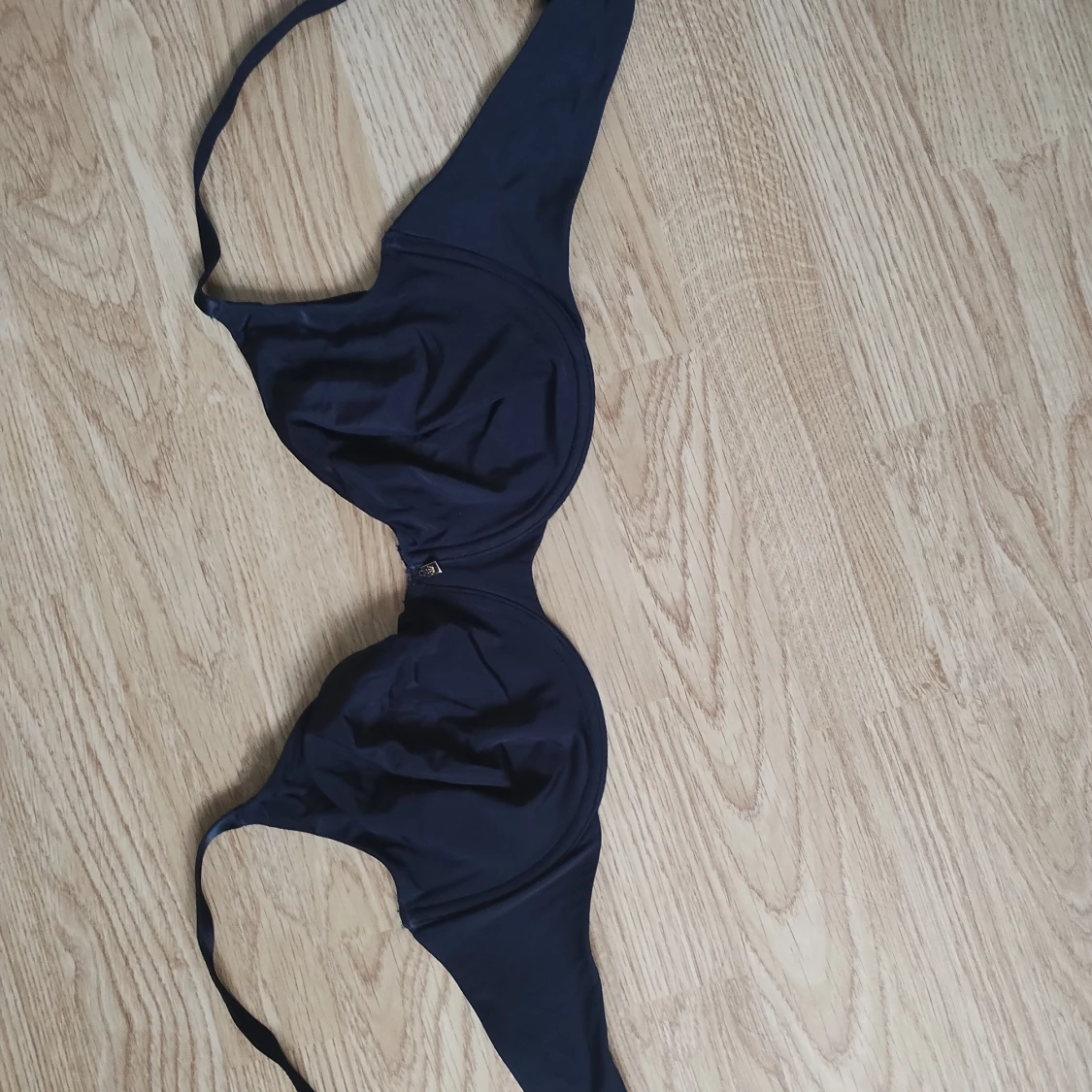 Svart bh från triumph 