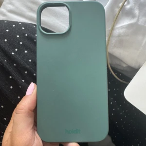 Holdit mobilskal, iPhone 13 - Helt nytt Holdit mobilskal, provat på, säljer då de ej passar min mobil🙌🏻
