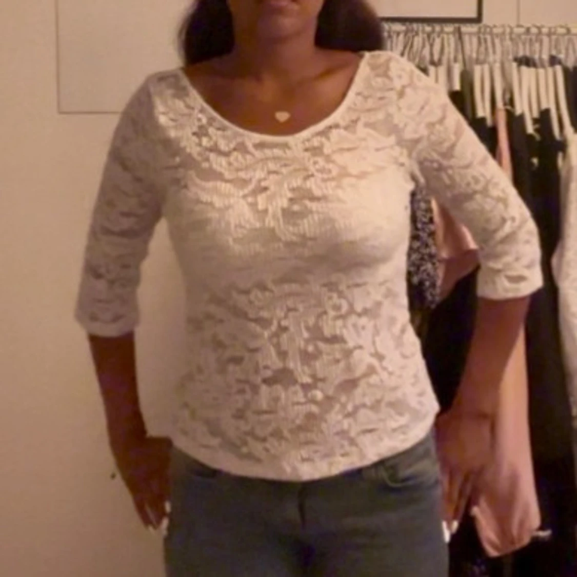 Vit spetsblus med trekvartsärm - 2