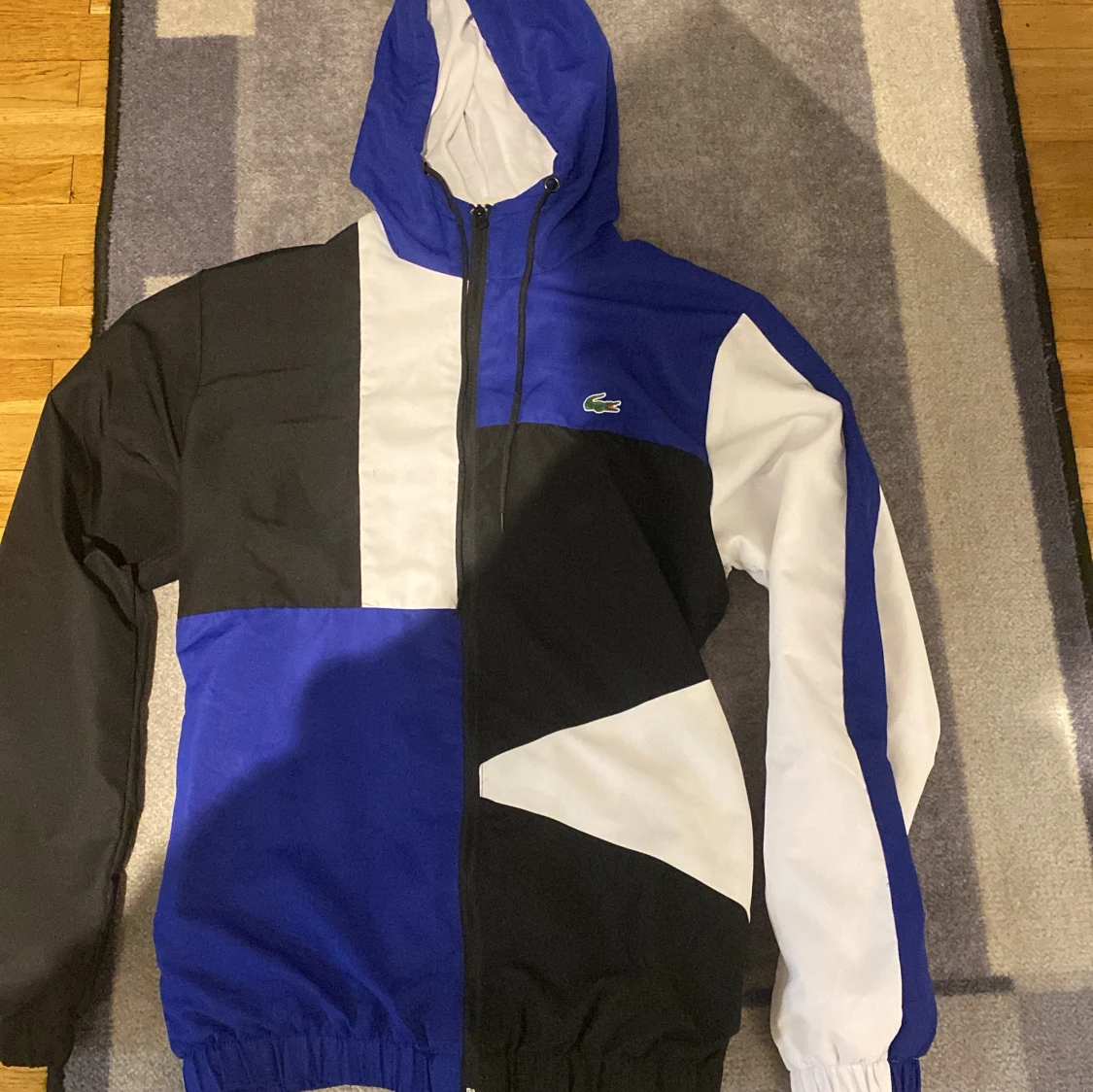 Lacoste jacka