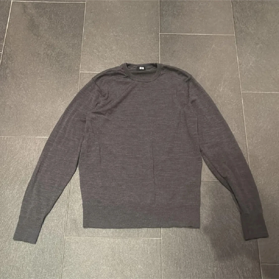 Grå Merinotröja