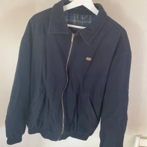 Lacoste jacka - Stilig bra skick