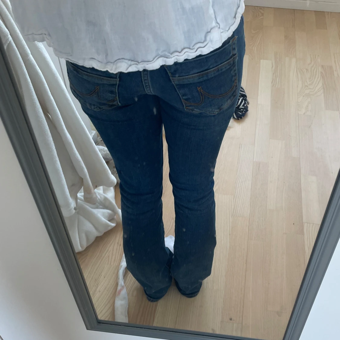 Mörkblå bootcut jeans - 1