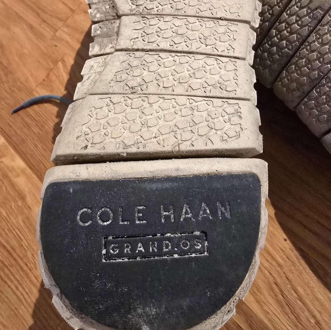 Ljusblå/gråblå mockaboots från Cole Haan - 2