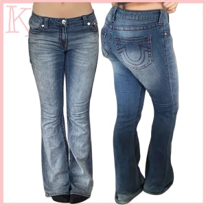 Bootcut True Religion Jeans - Storlek 30 | Skick 7/10 - Har heel drag | Modellen på bilden är 170 | Skriv ifall ni har fler frågor🤞 