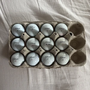 Titleist PRO V1 - Fina titleist pro v1 i ett fint skick 