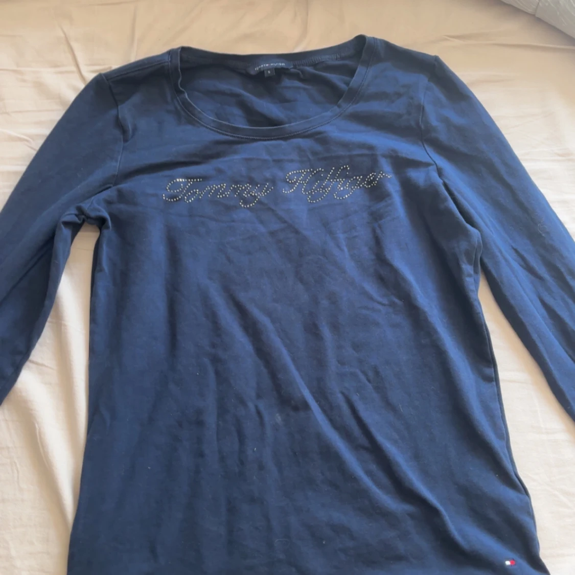 Mörkblå långärmad topp från Tommy Hilfiger