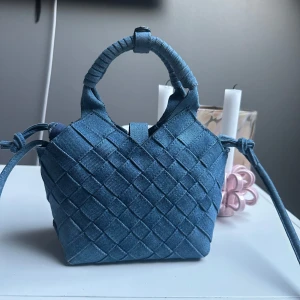 Cala jade misu mini blue jeans💙💙💙 - Säljer nu min fina cala jade väska, jätte fin och är i jätte bra skick 💙💙🥰🥰