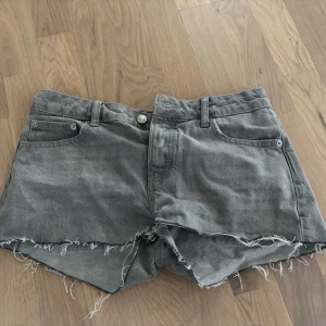 Låg midjade shorts - Från lager 157, trendiga