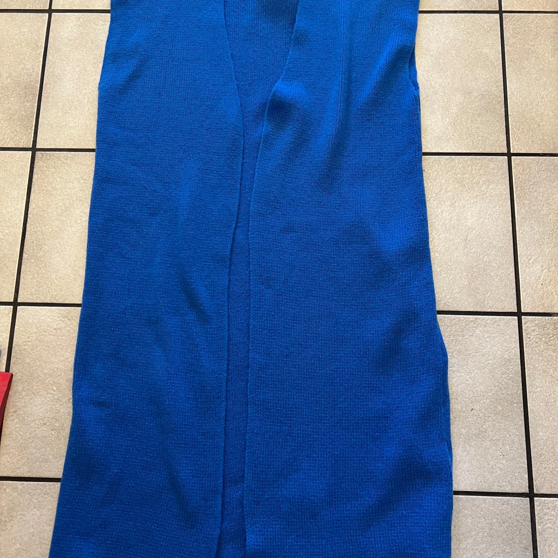 Blå  tröja utan ärmar i polyester