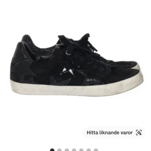 Sneakers - Snygga svarta sneakers från zadig volataire.