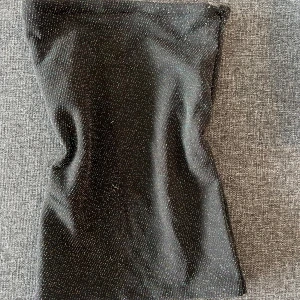 Svart glittrig tubtopp  - Supersnygg svart tubb topp med glittriga detaljer  