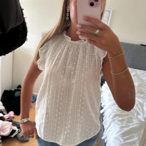 Söt topp - Supersöt topp som aldrig används längre