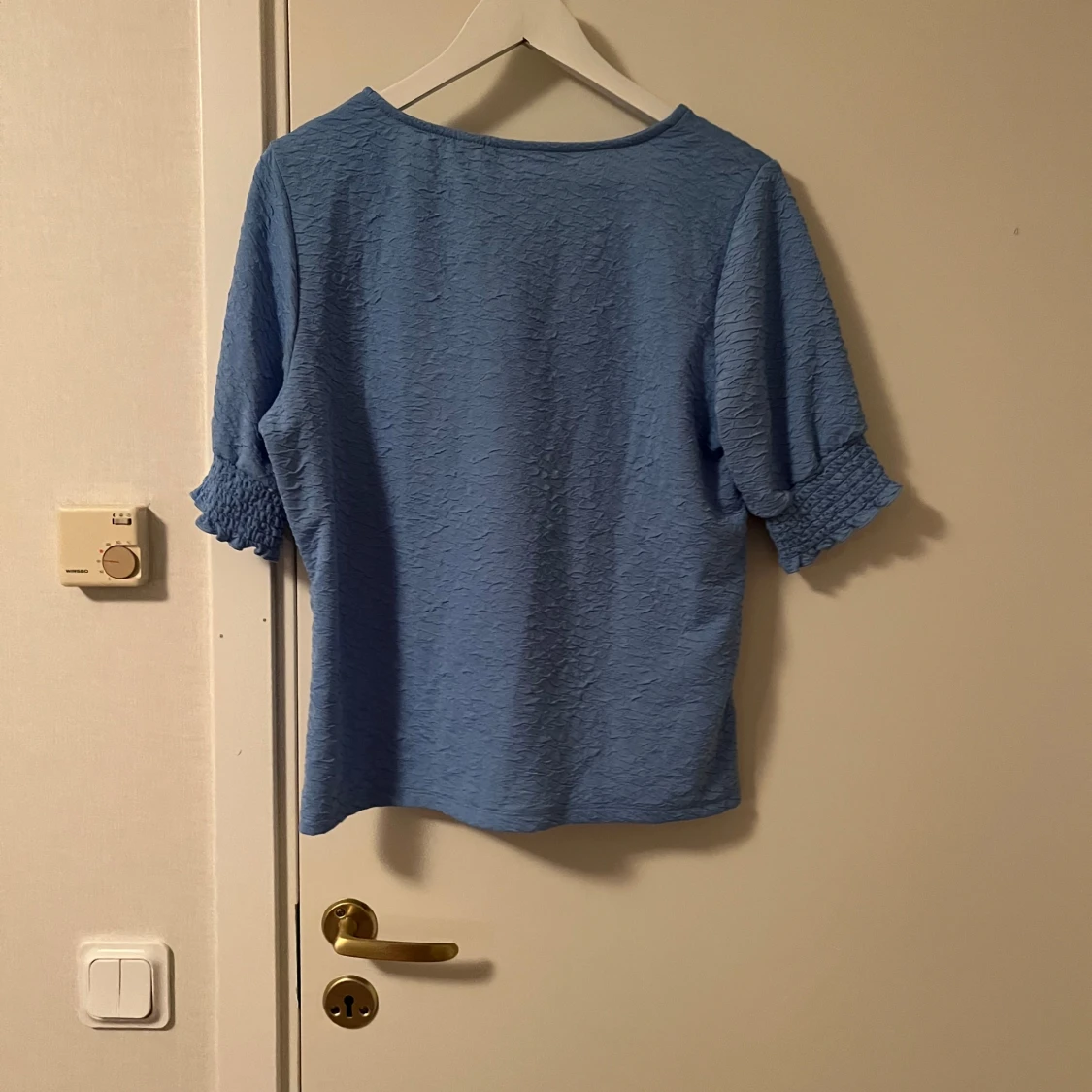 Blå v-ringad topp från Vero Moda - 1