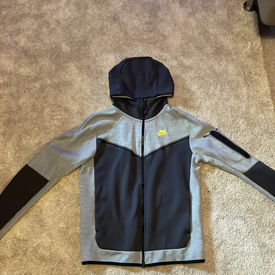 Kostar 1900 ny kolla, de bara söka upp!