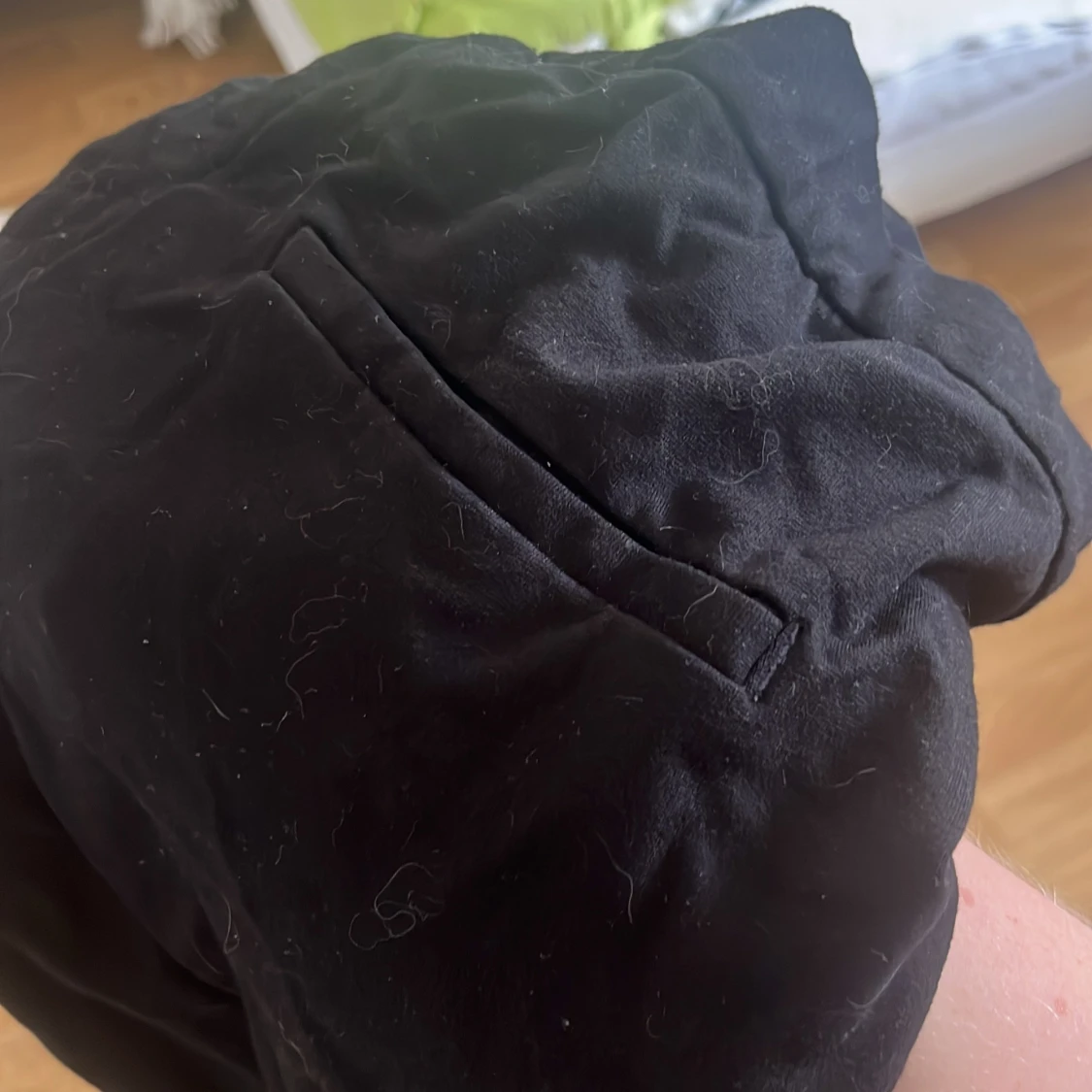 Svarta byxor från 157, storlek L - 1