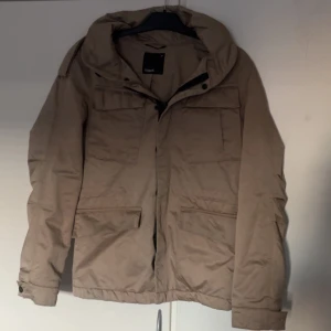 Fieldjacket - Passar M-L