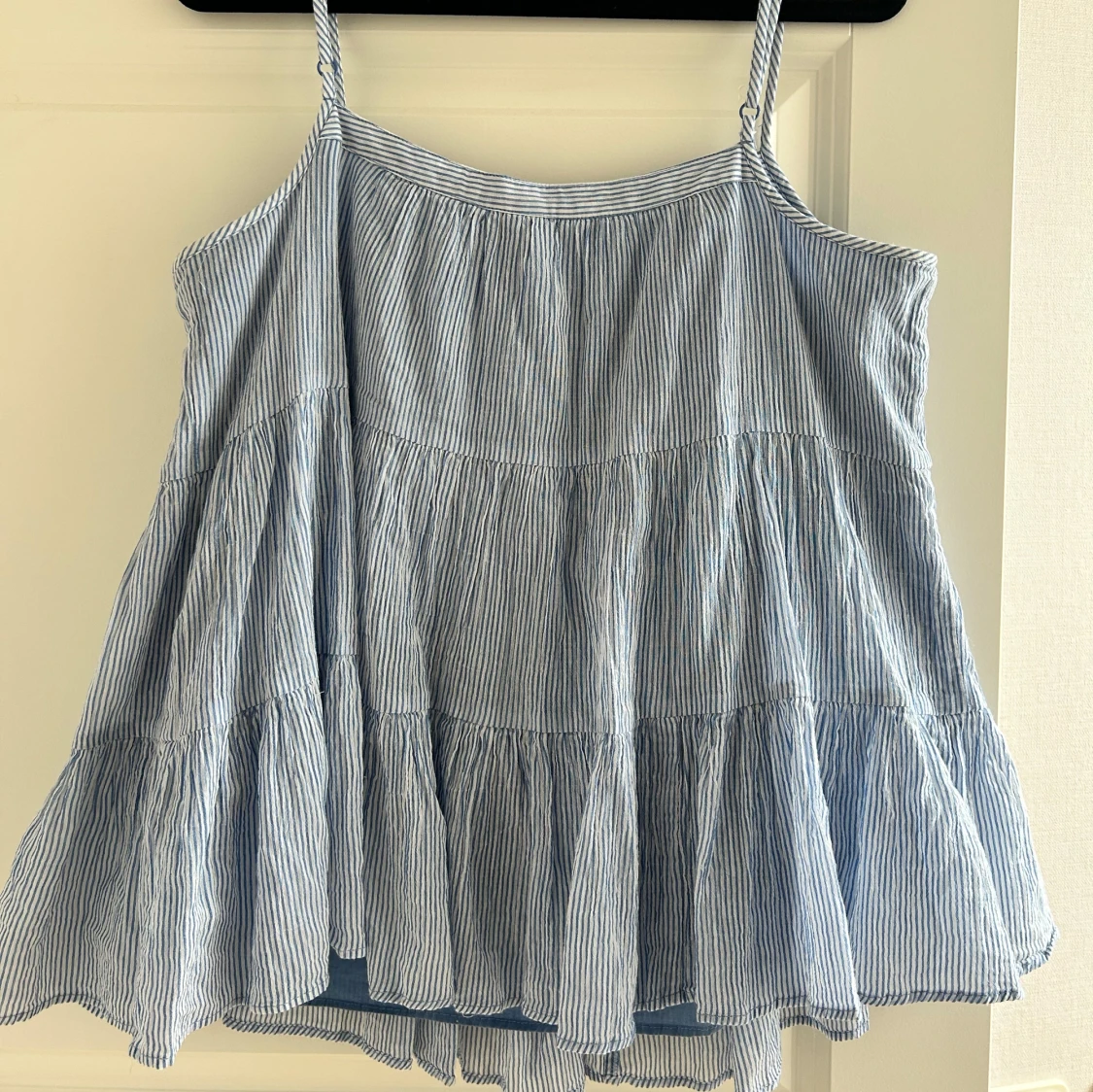 Randig blå volangtop  - 2