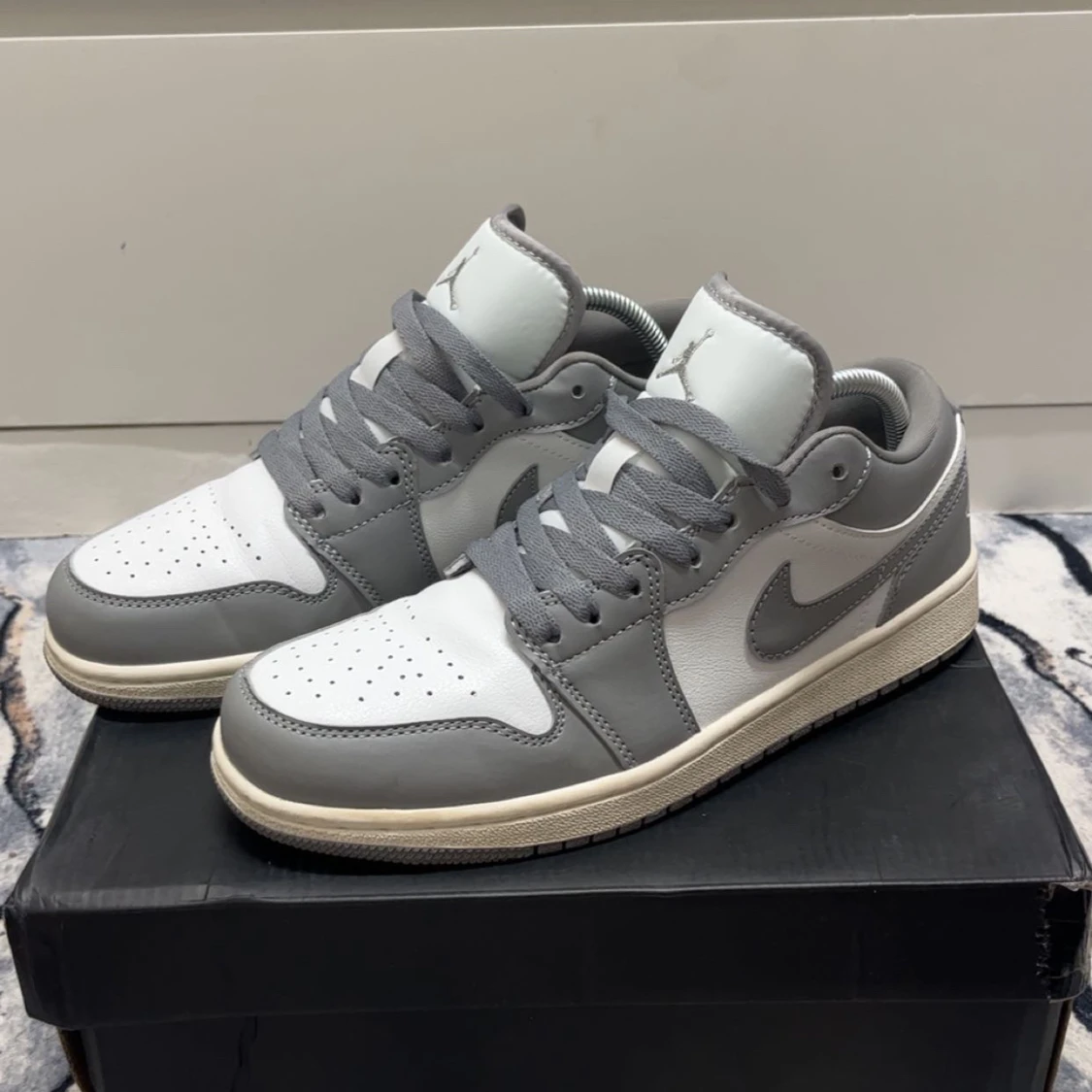 Nike Air Jordan 1 Low grå/vit - 2