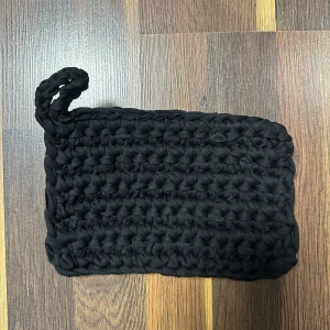 Svart grytlapp  - Unik svart grytlapp 