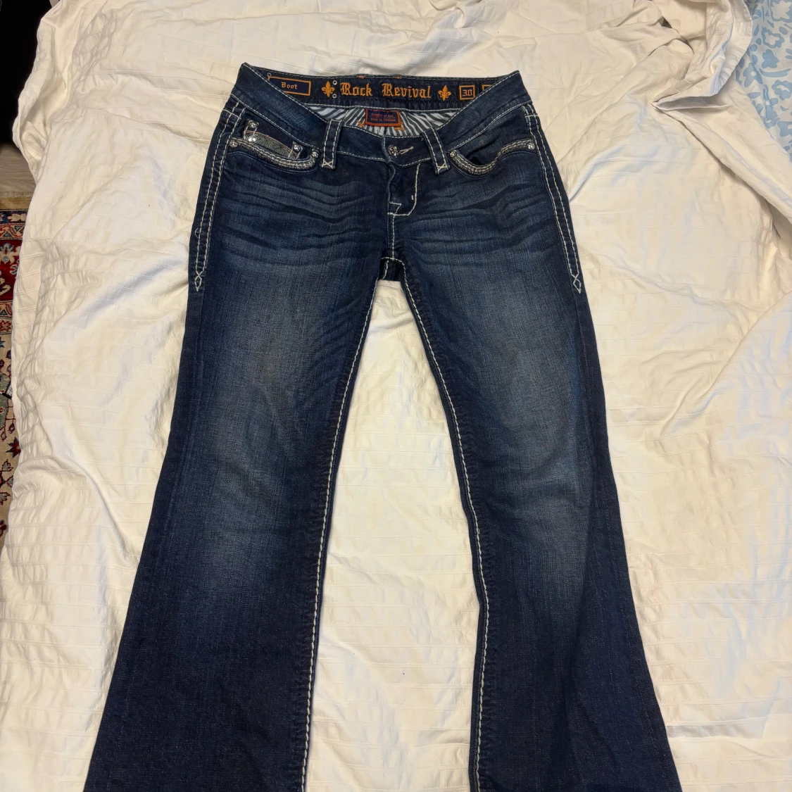 Rock Revival bootcut jeans med paljettdetaljer - 1
