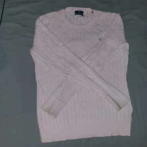 Gant💕 - Rosa gant sweatshirt, oanvänd. Hel utan fläckar. Kom med pris förslag men ny kostar den ca 600-800 kr så mitt pris är mycket rimligt💕