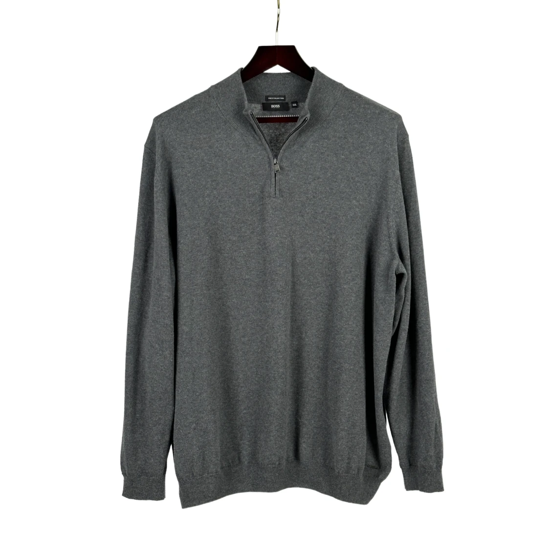 Grå stickad tröja med dragkedja