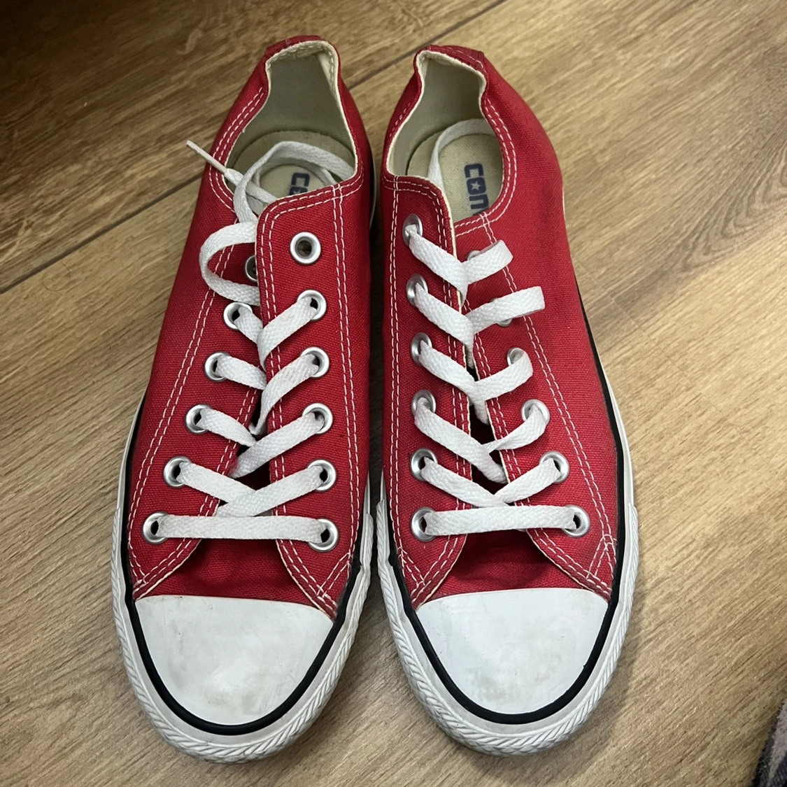 Röda converse