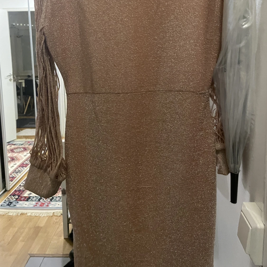 Glittrig klänning  - 90