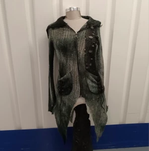 Punk Rave hoodie - Märke: Punk rave. Storlek: S / M. Men skulle säga att den är One Size. Möts i stockholm eller fraktar 🖤