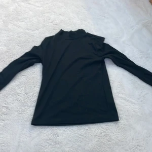 tröja - långärmad tröja från cubus, alldeles för liten tyvärr