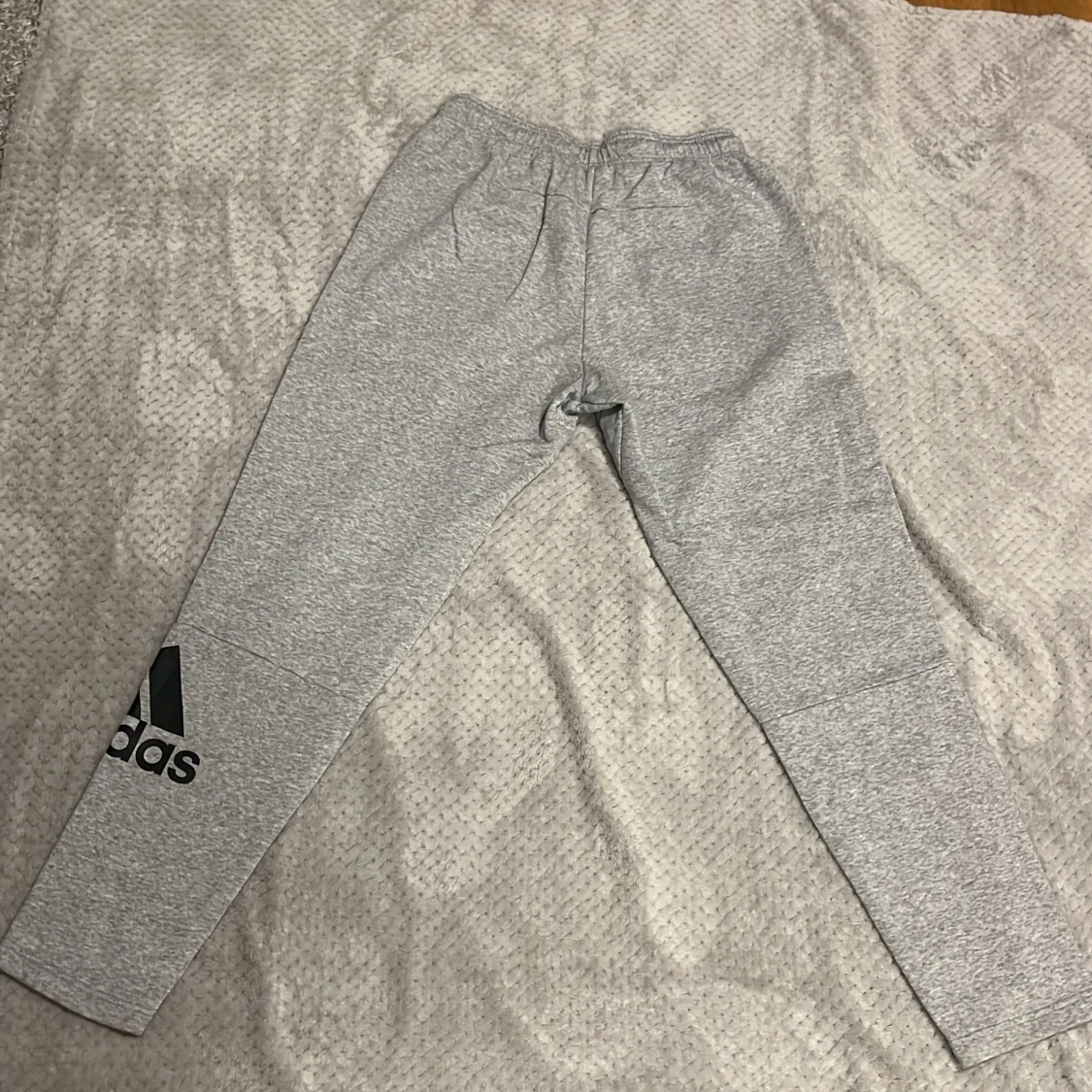 Adidas mjukisbyxor Medium - 90