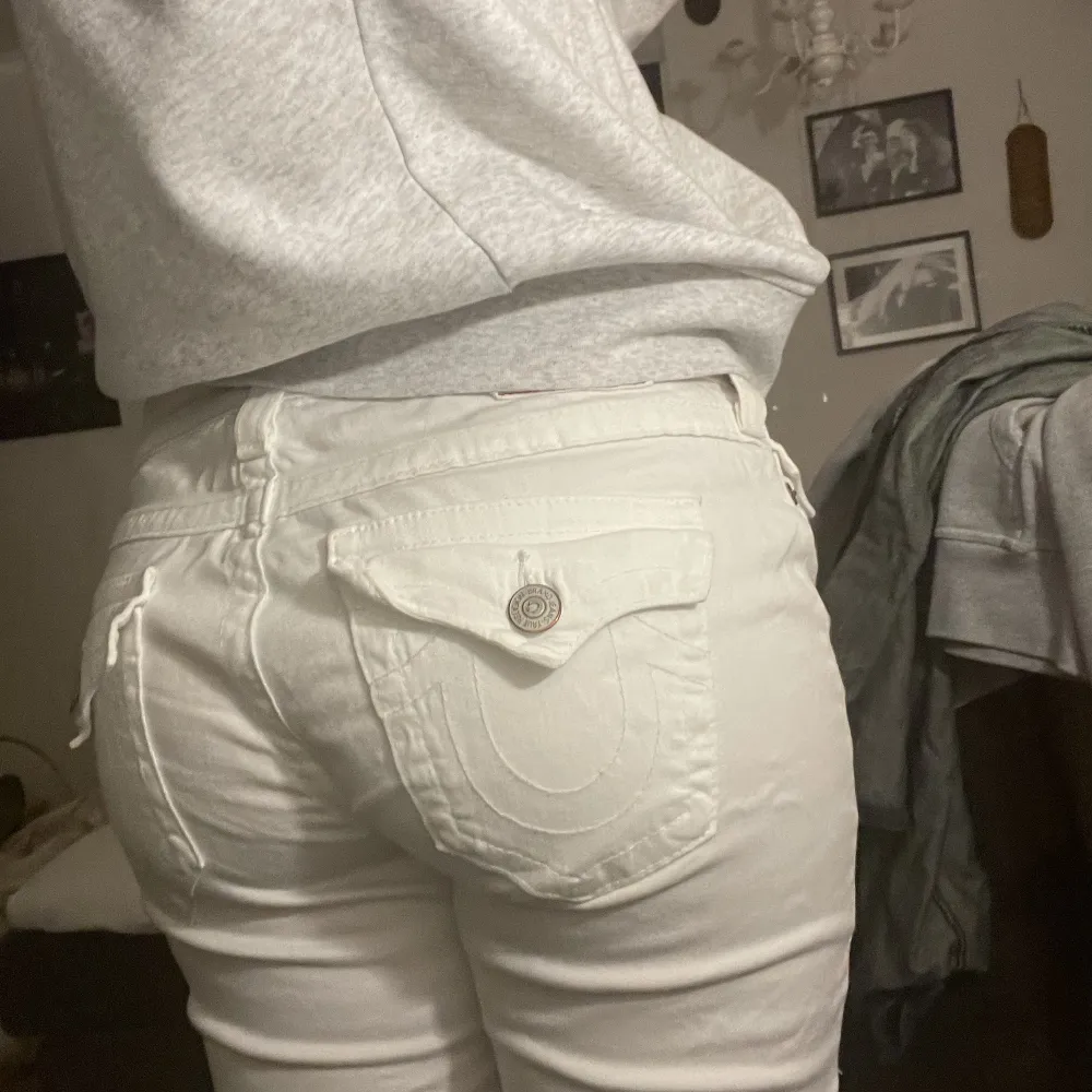 hej! en intressekoll på mina true religion jeans då jag inte har bestämt om jag vill sälja dom än. 💓. Jeans & Byxor.