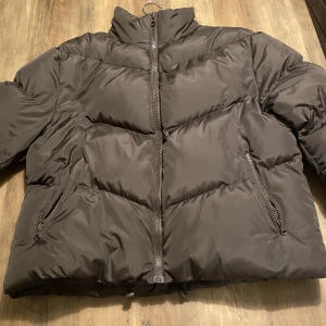 Asos puffer - Pufferjacka från asos design 