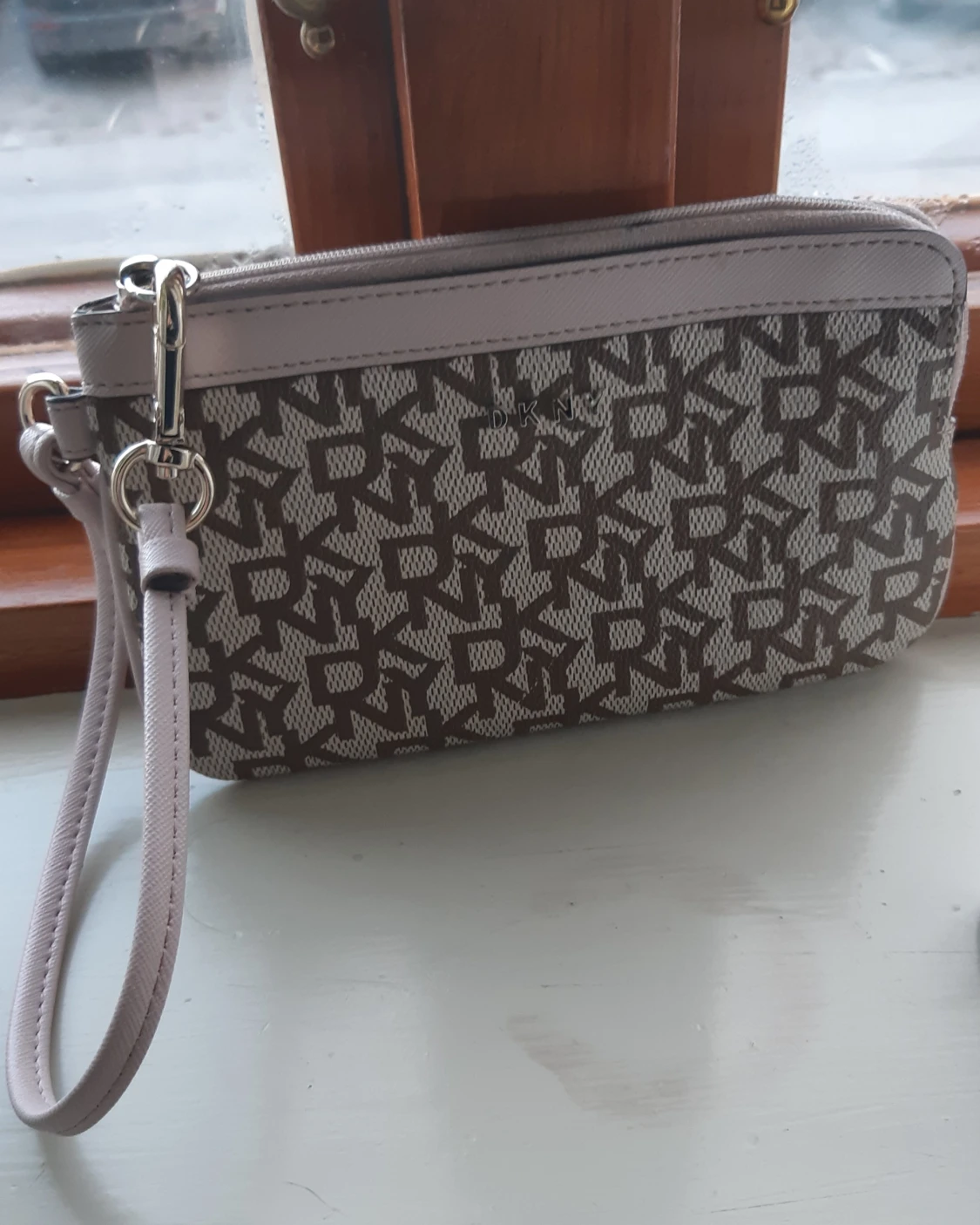 Äkta dkny plånbok - 90