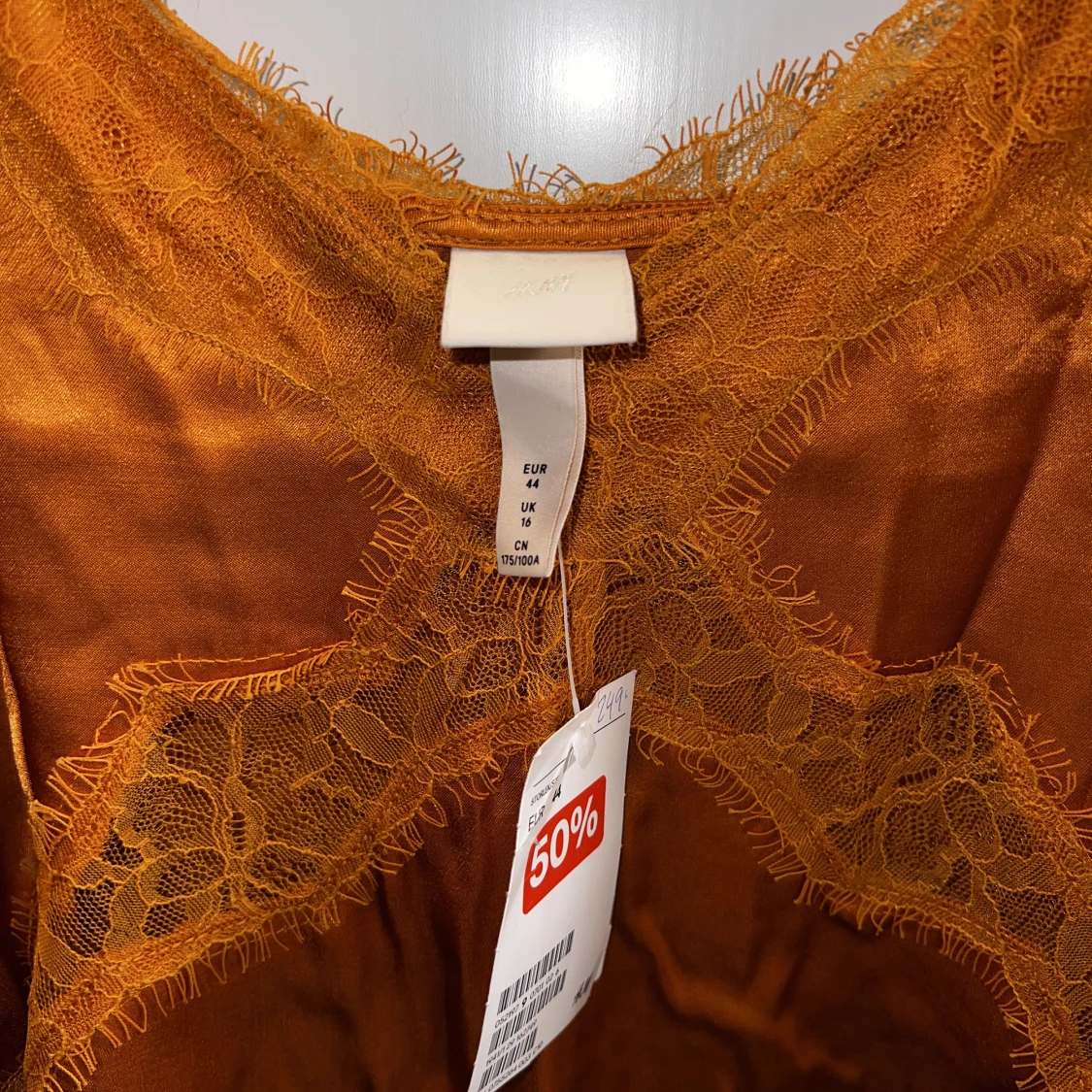 Linne med spets  - 91