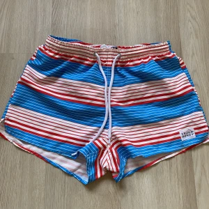 Oanvända badbyxor - Frank Dandy - Oanvända. Storlek M.  