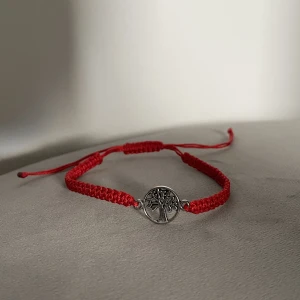 Reglerbart nytt armband - Reglerbart nytt armband Pris: 45 kr 📬Kan skickas mot fraktkostnad  🚭Djurfritt och rökfritt hem